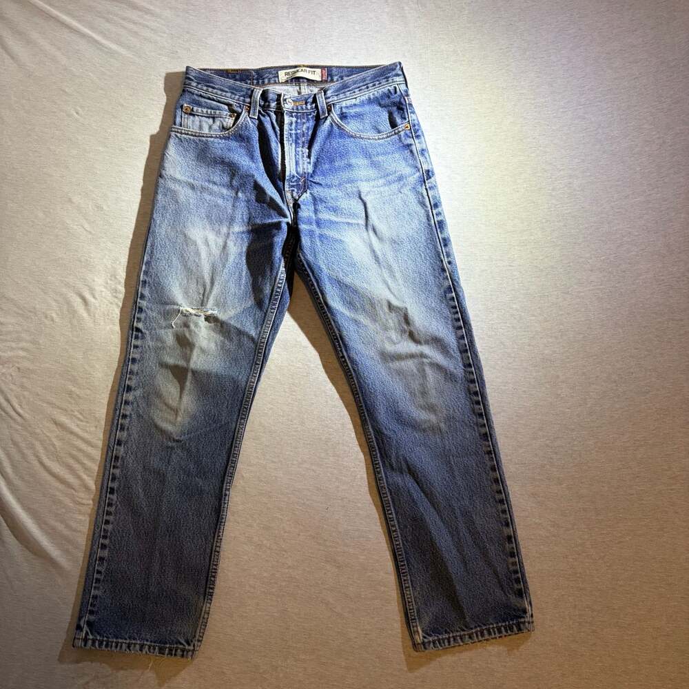 Levi's 505 Regular Fit Medium Wash Distressed Denim Jeans W32 L30